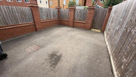Banbury Heath, Great Denham, MK40 photo 4