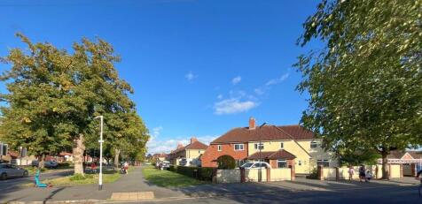 Street view towards park.jpg