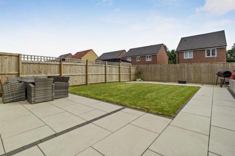 34 Dove Lane Exterior 01.png