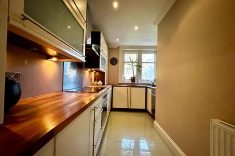 West Overcliff Drive, , Westcliff photo 3