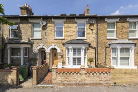 Queens Road, E17