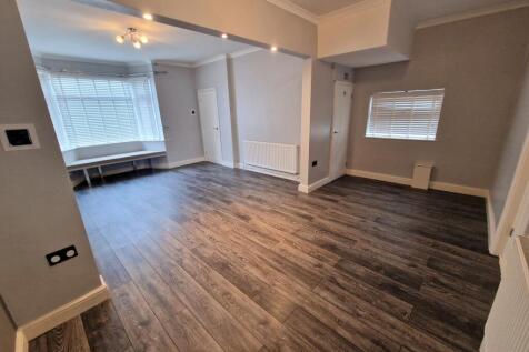 Grinkle Road, Dormanstown, TS10 photo 5