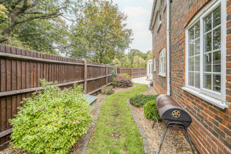 1365652-33-68ee78...