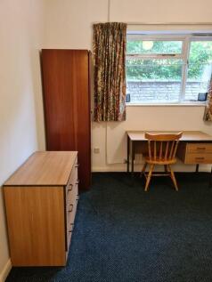 Bedroom 1 - 51 Cherry Hinton Road.jpg