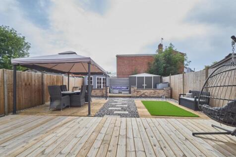 13 Shenton Road BW 9.jpg