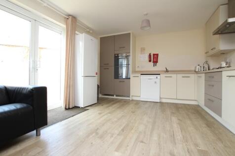 Great Clover Leaze - Cheswick Village photo 3