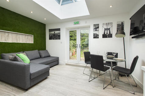 Cottesmore Road - 6 bed Bills Inc, Lenton, East Midlands, NG7 photo 2