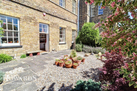 Great Yarmouth, NR30 - property photo