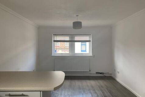 King William Court, High Street, Chatteris photo 3