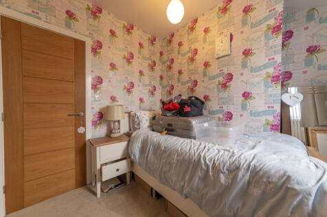 4_oakwell_crescent-13