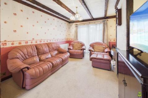 Presented by Clinton at EweMove Bexleyheath and Da