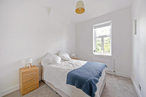 1328628-12-687e16...