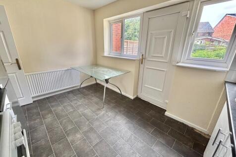 Abercarn Close, Manchester, M8 photo 5