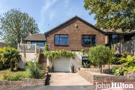 Wanderdown Close-1.jpg
