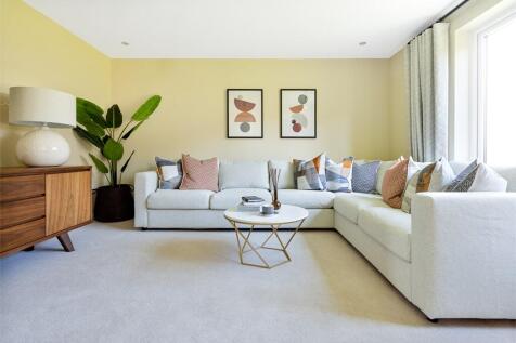 Plenty of space in the lounge to fit an L shaped sofa