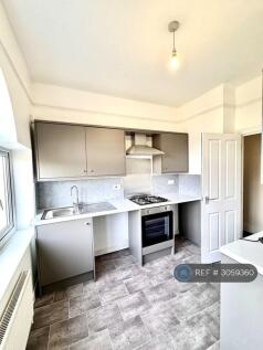 Sutherland Avenue, Bexhill-On-Sea, TN39 photo 5