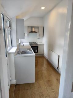 Walgrove Road, Walton, Derbyshire photo 5