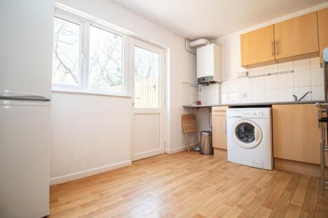 Beale Close, Cardiff, CF5 photo 3