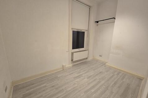 Ground Floor Flat, Cricketfield Road, Hackney, London photo 5