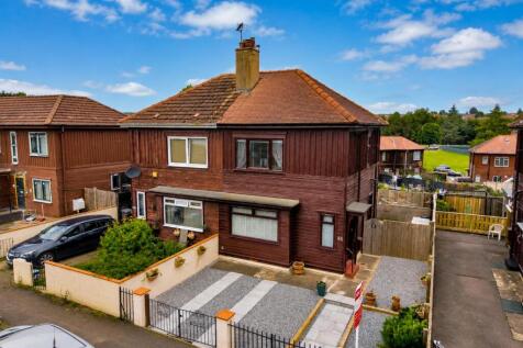45 Blacklock Crescent Dundee-2.jpg