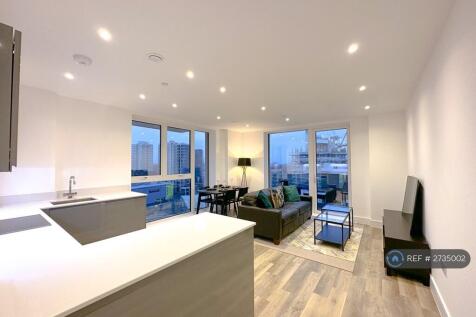 Open-Plan Kitchen/Living Area