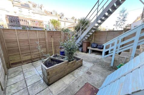 Garden 2.jpg