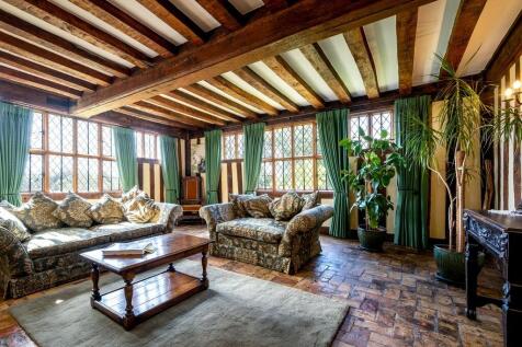 1440pxReads Hall-...