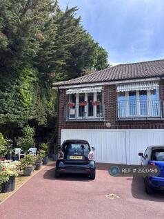 Flat Above Garage With Balconies