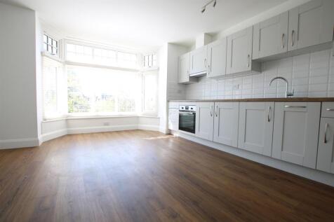 Kitchen Living 3.JPG