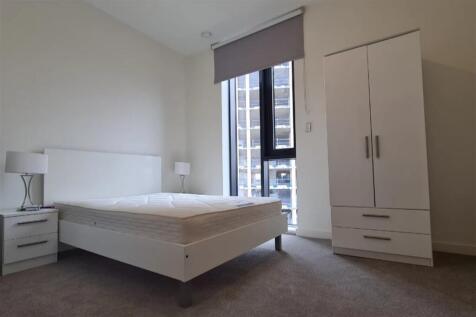 The Tower Bank, B16 photo 3
