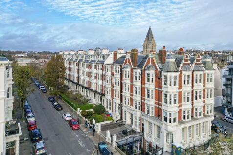 Hove, BN3 - property photo