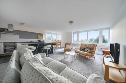 1385800-8-69271c9...