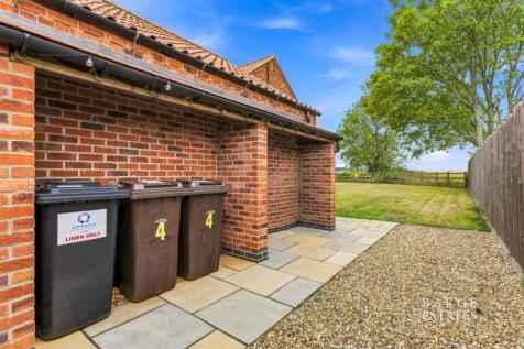 Bin Store