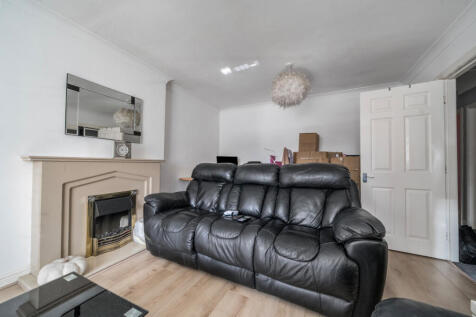 1354966-5-68cd54b...