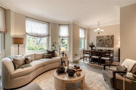 Living Dining Area