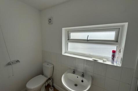 127 Clive Road, Canton, CF5 photo 5