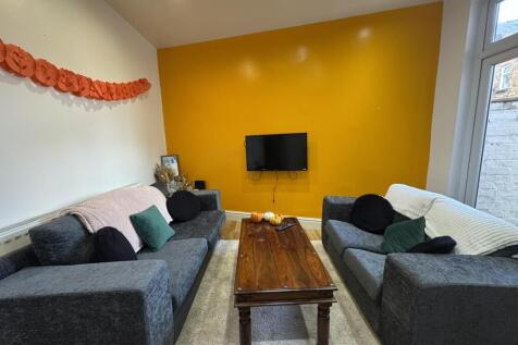 4-bed house on Herondale Road, Liverpool, £2,409/mo