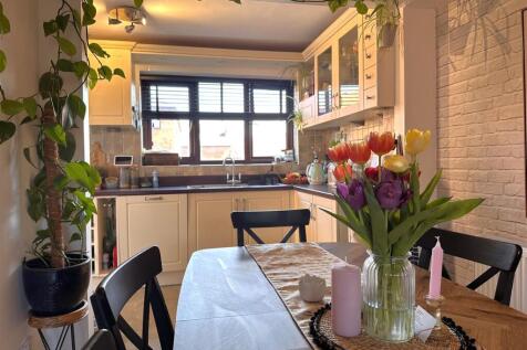 Open-Plan Living 878
