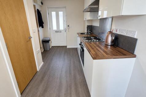 7, Brooks Close, Wootton, Northampton photo 4