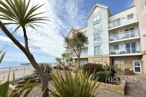Bournemouth, BH5 - property photo
