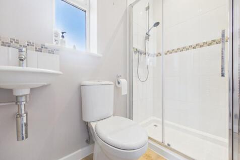 Manor Road, Swanscombe, Kent, DA10 photo 4