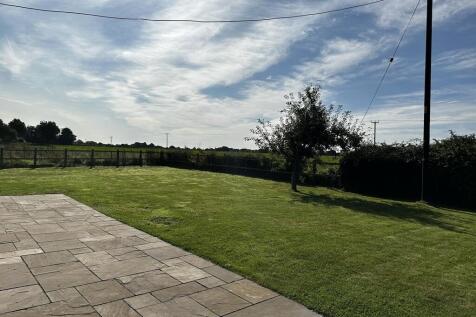 1 Ivy Farm Bungalow, School Road, Neatishead, Norwich, Norfolk photo 3