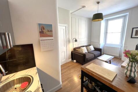 Dalgety Avenue, Meadowbank, Edinburgh, EH7 photo 4