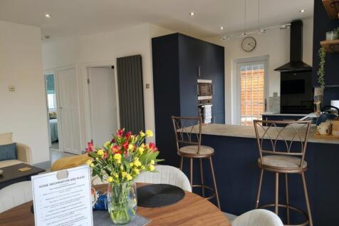 Riverview Road, EPSOM photo 3