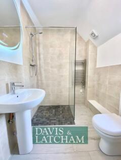 Bedroom Two En Suite