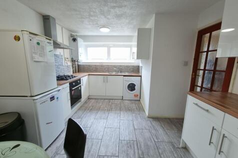 79 Kennedy Square, Leamington Spa photo 2