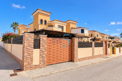Property video thumbnail