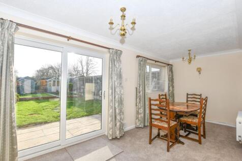 Chantry Lane, London Colney, AL2 photo 5