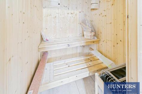 Sauna (In Ensuite)