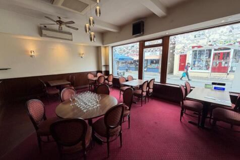 20 high street main recepton.jpg